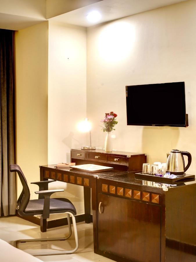 Lime Stays B&B Gk-2 At Greater Kailash Metro South Delhi Nearby Saket Select City Nueva Delhi Exterior foto